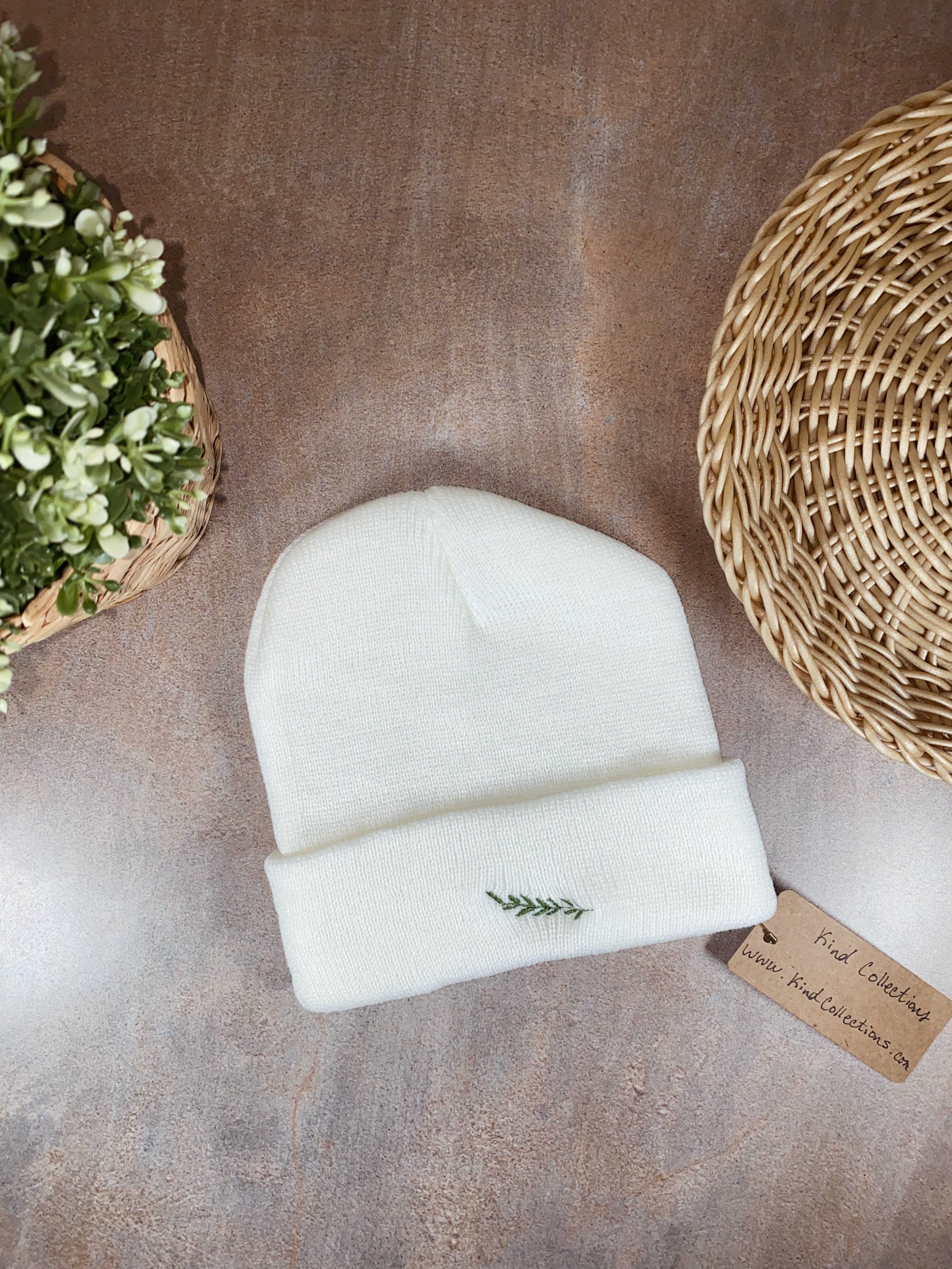 Embroidered Beanie - Simple Greenery